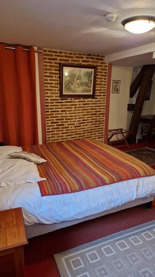 Hotel Logis Cote Loire - Ligerienne 2*